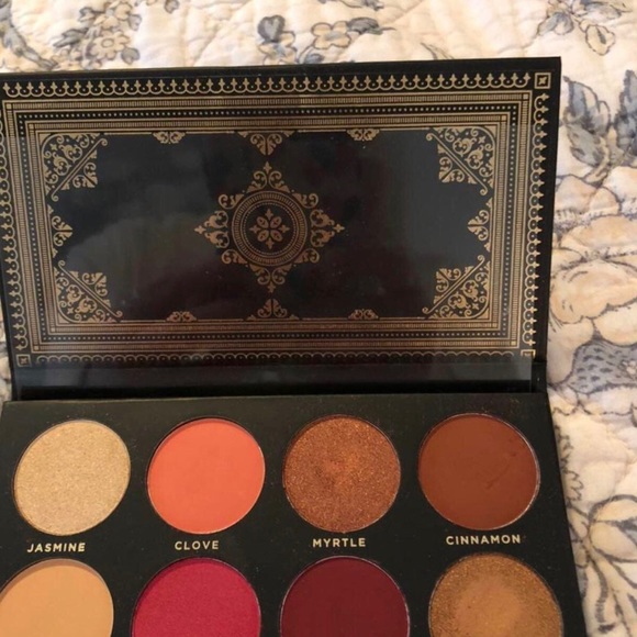 ACE BEAUTĒ
GRANDIOSE PALETTE - Picture 2 of 4
